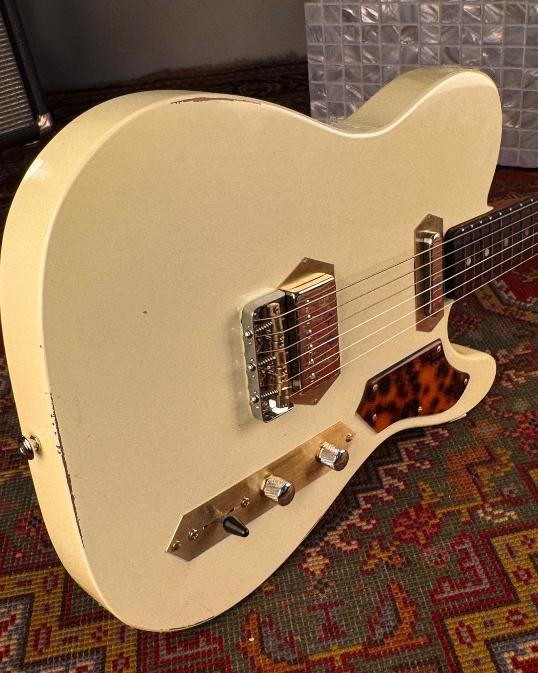 VINTAGE CREAM